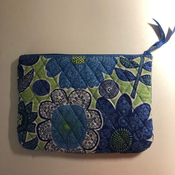 🛒 $8 - Vera Bradley Cosmetic Bag #2413 - Picture 3 of 4